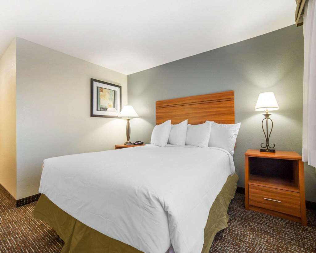Quality Inn Gillette - photo 14