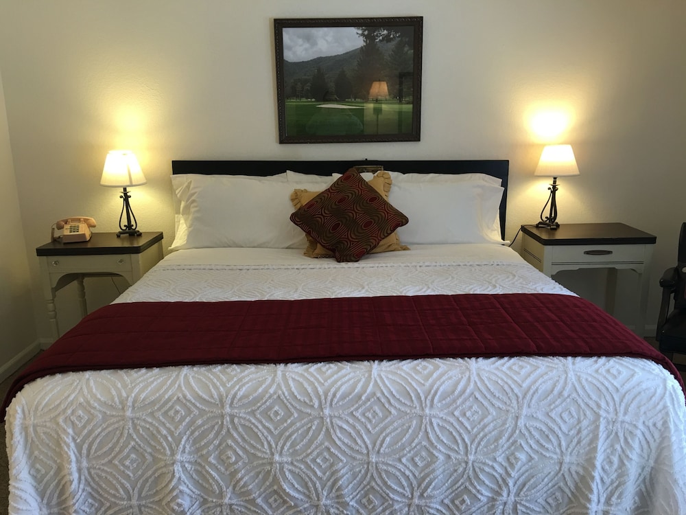 The Cardinal Inn - photo 3