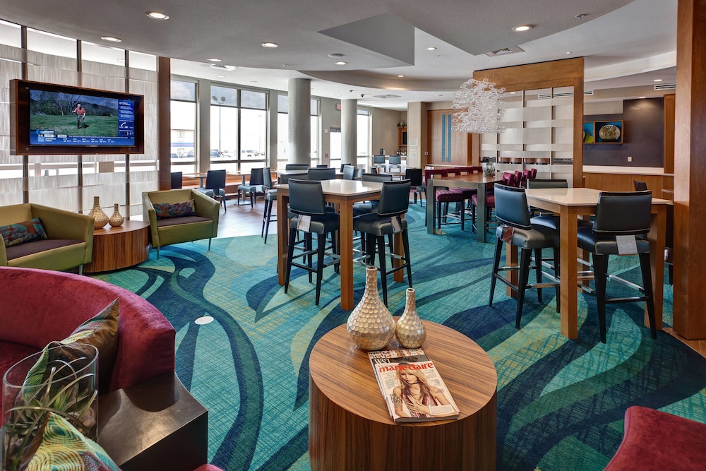 Springhill Suites Wichita Airport - photo 17