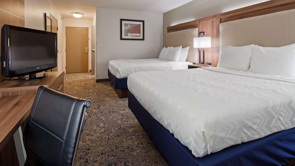 Best Western Plus Kansas City Airport KCI East - photo 16