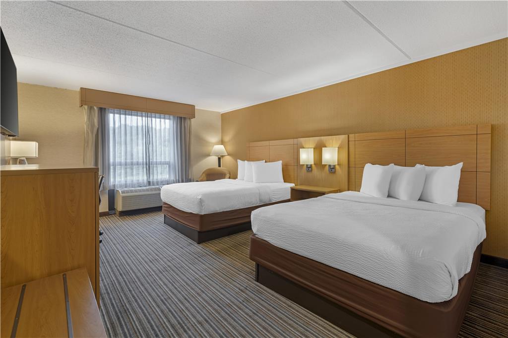 Best Western Royal Plaza Hotel & Trade Center - photo 62