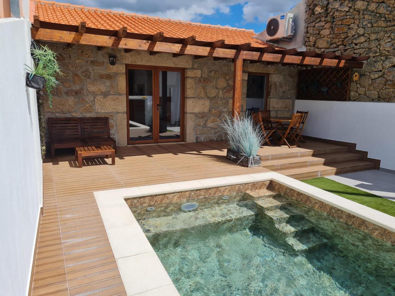 Casa da Capela Casa BemHaja — 4-Star Luxury Hotel in Idanha-A-Nova, Portugal
