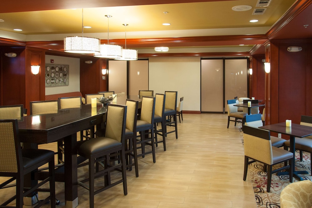 Hampton Inn Enterprise - photo 24