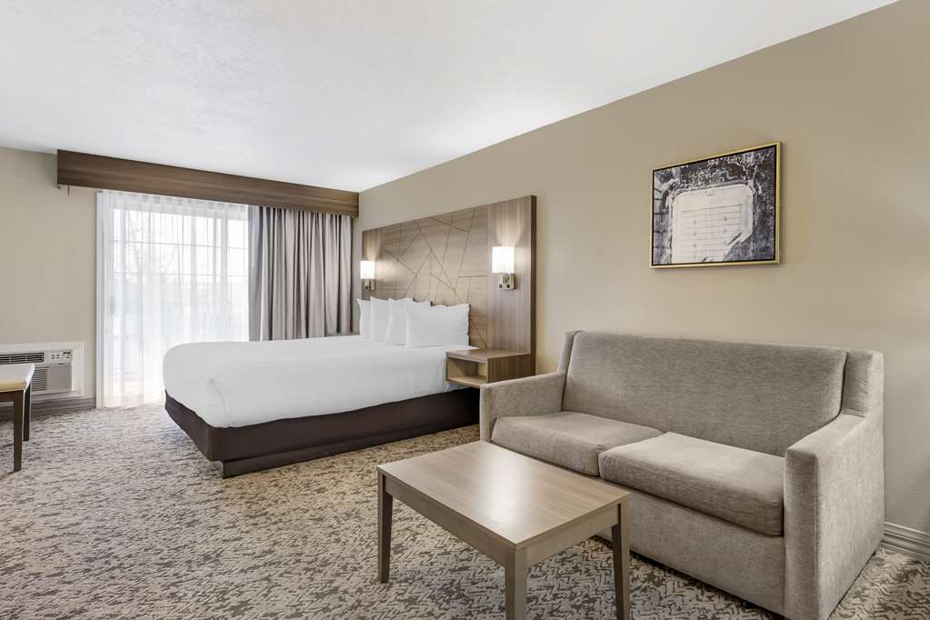 Best Western Plus Grand Manor Inn - photo 19