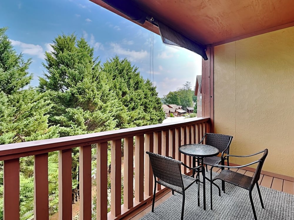 Golf View Resort by Jackson Mountain Rentals - photo 2