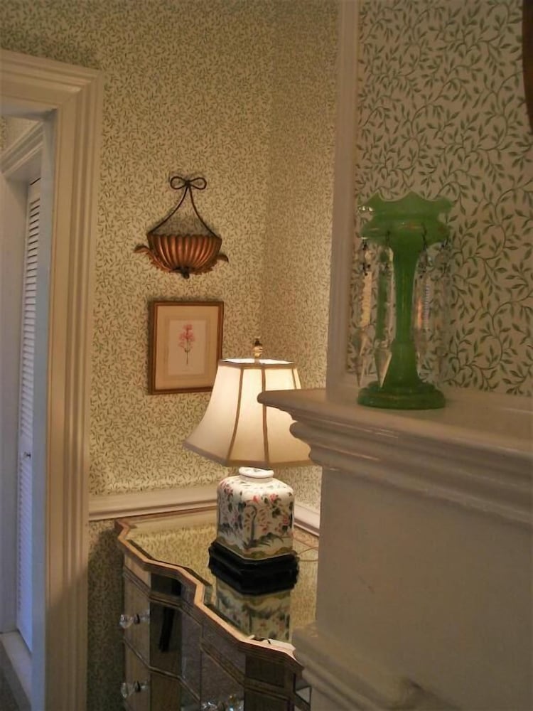 Catherine Ward House Inn - photo 22