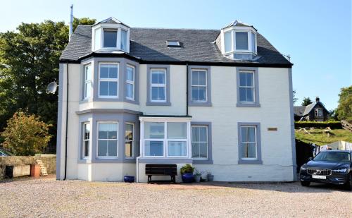 Janeville Holiday Apartment — 4-Star Luxury Hotel in Ardrishaig, United Kingdom