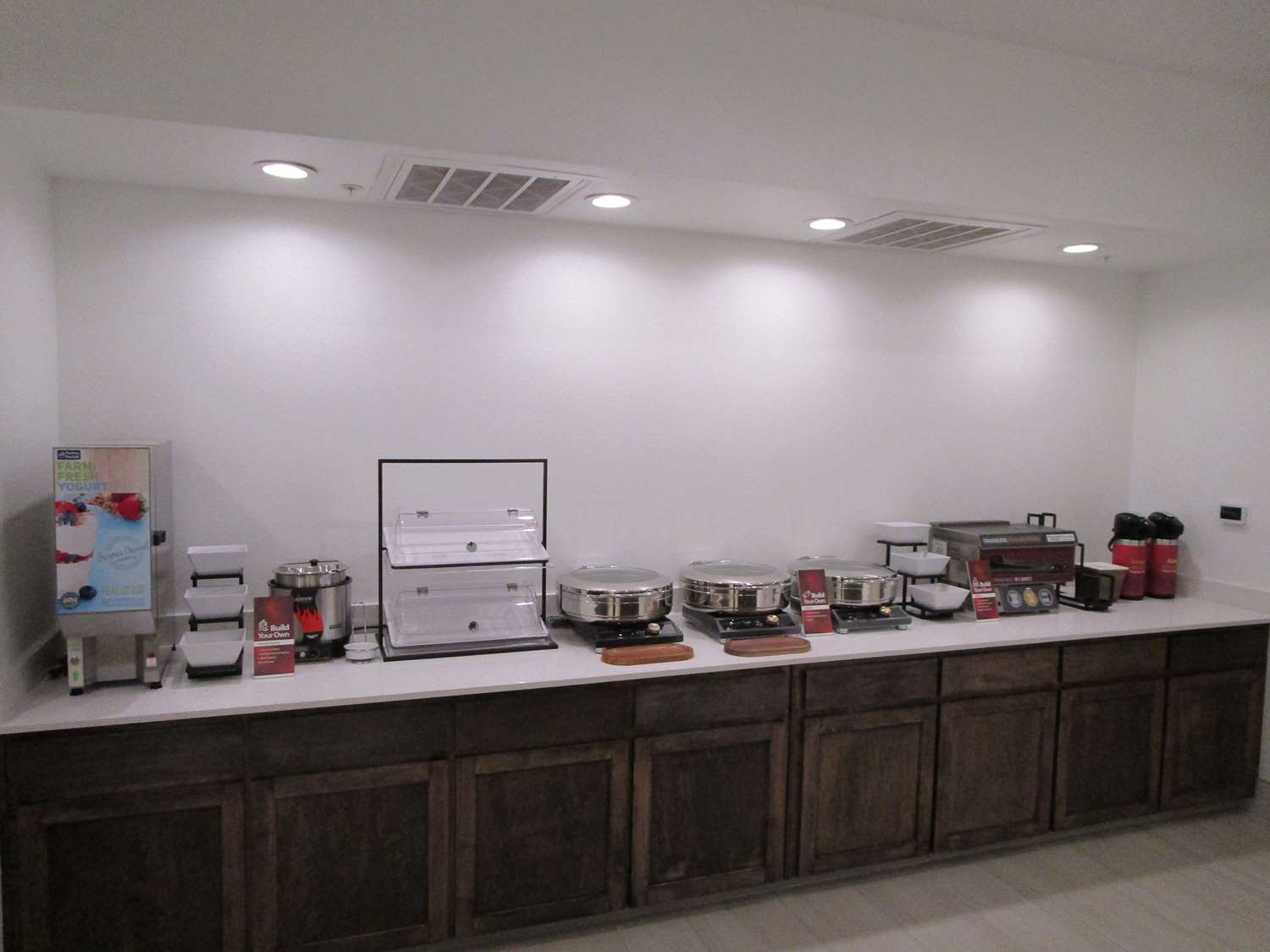Reddy Hotel Bonham - photo 18