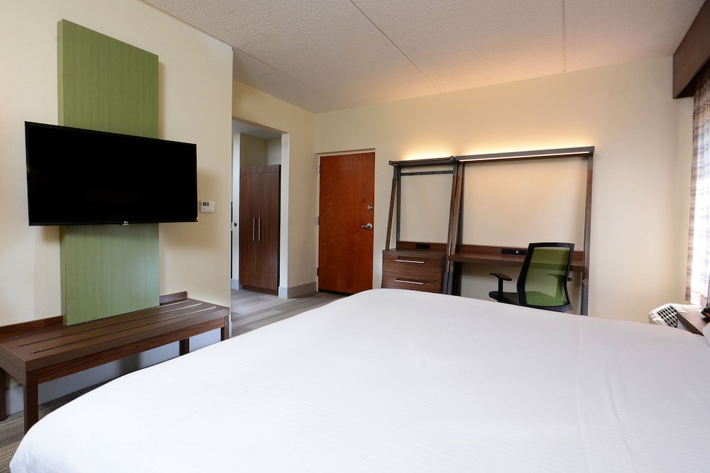 Holiday Inn Express & Suites Raleigh Durham Airport at RTP by IHG - photo 10