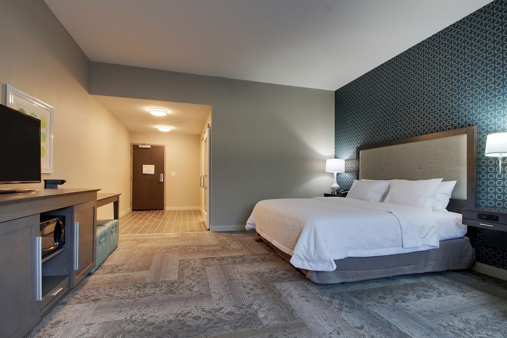 Hampton Inn & Suites Knightdale Raleigh - photo 29