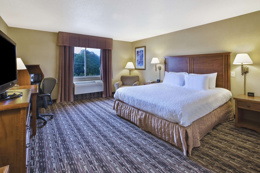 Hampton Inn Pittsburgh Area Beaver Valley CenterTownship - photo 4