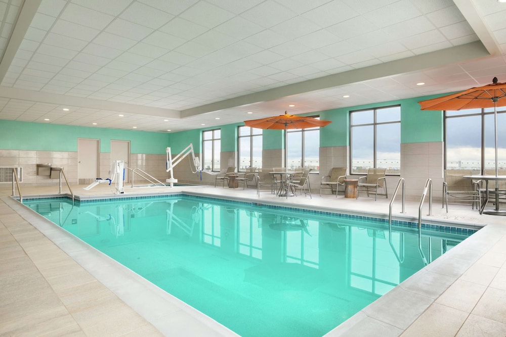 Hampton Inn & Suites Minooka - photo 19