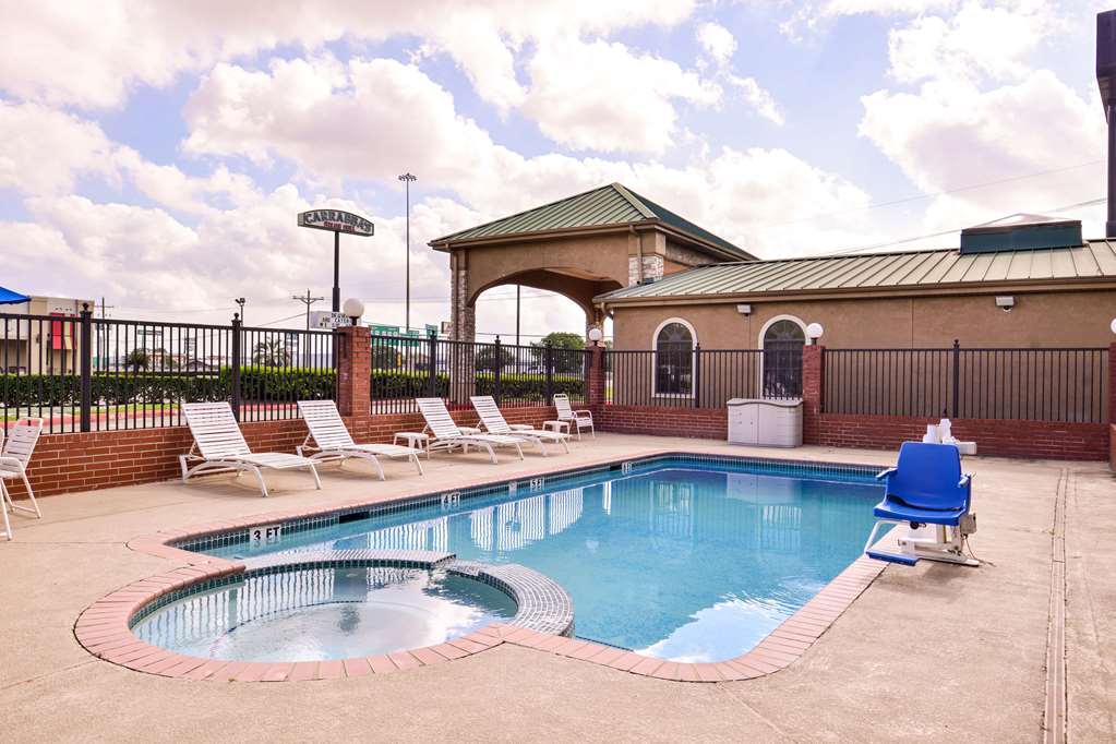 Quality Inn & Suites Beaumont - photo 36