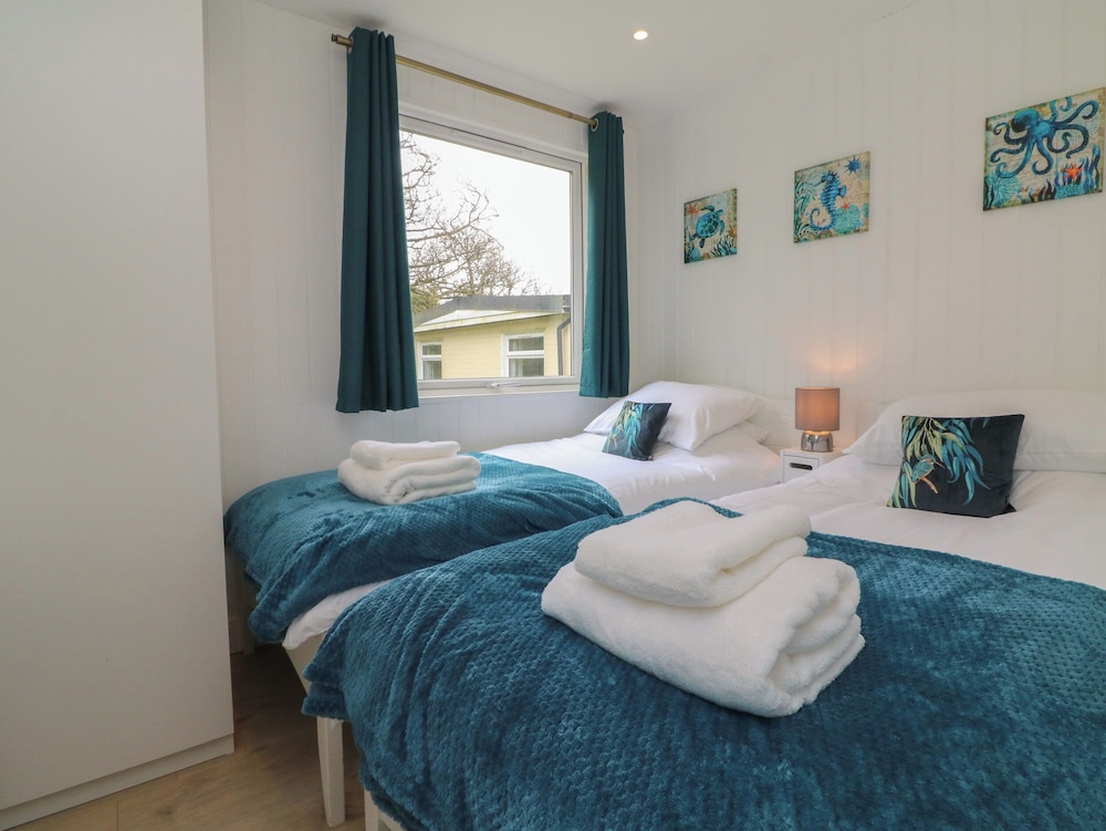 Cassia — Bude — photo 3
