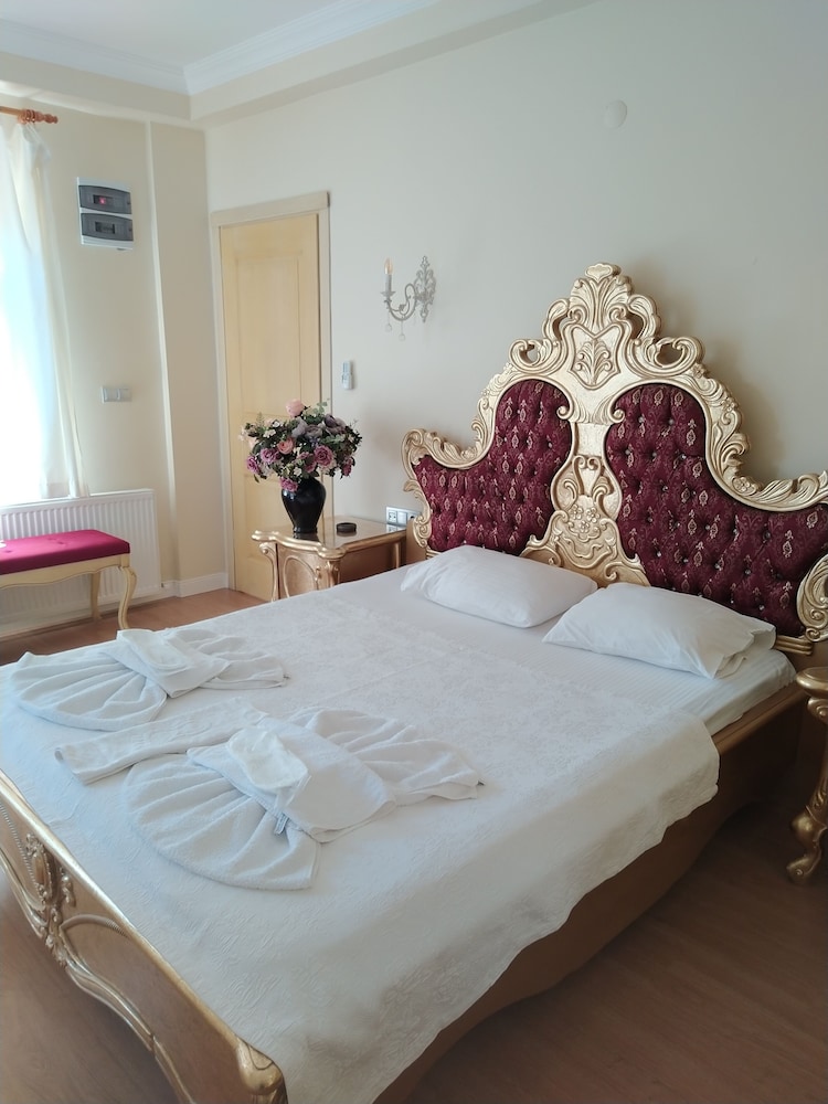 Stone Hill Otel — Ayvalik — photo 4