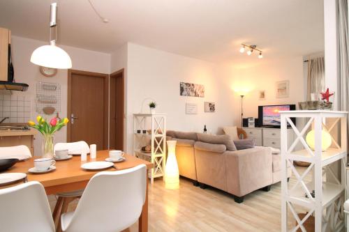 Haus Bernstein Fewo 9 — 4-Star Luxury Hotel in Ostseebad Kuehlungsborn, Germany