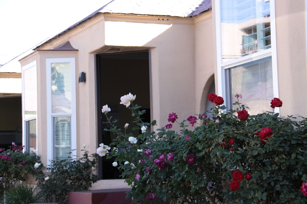 El Royale Hotel Near Universal Studios Hollywood - photo 44