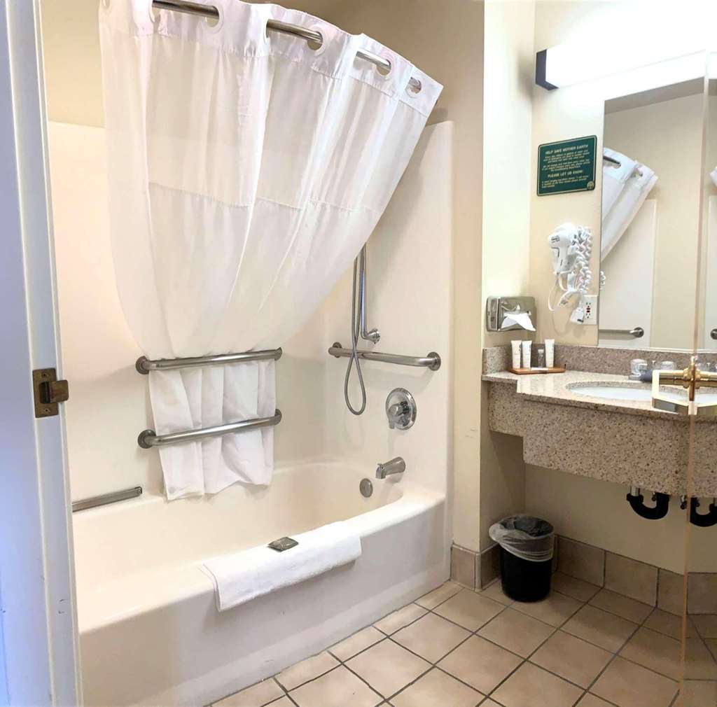 Country Inn & Suites by Radisson Bend OR - photo 8
