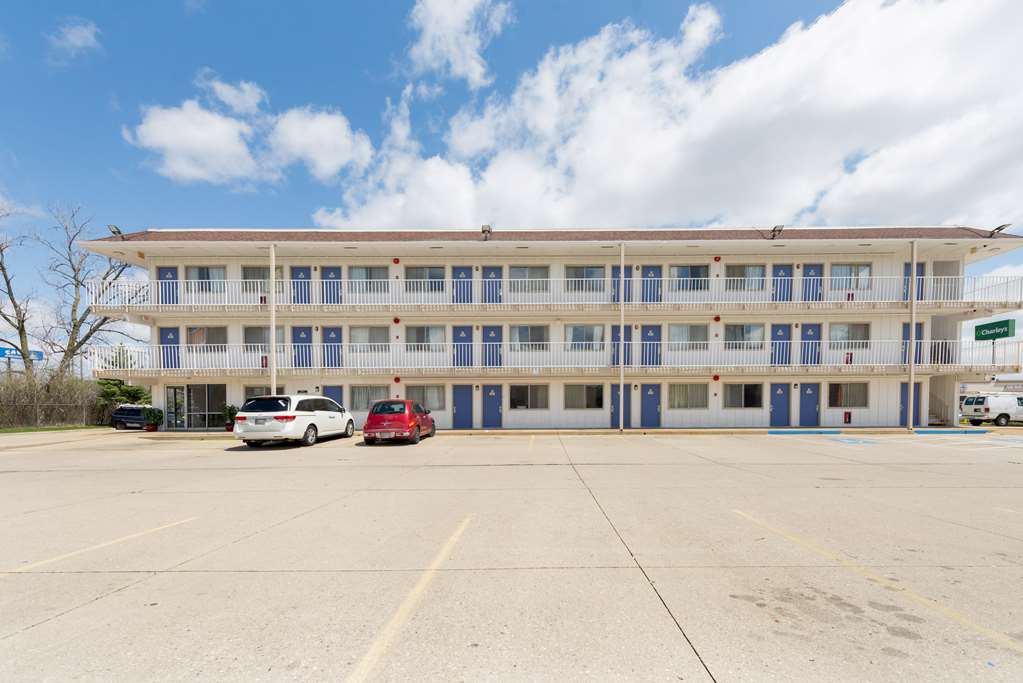 Motel 6 Dayton OH - photo 2