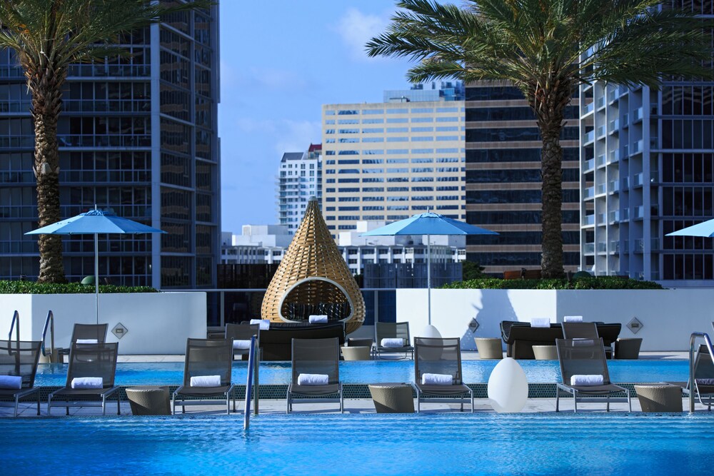 Kimpton Epic.29 - carbon neutral hotel in Miami