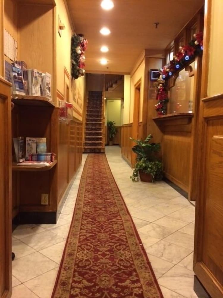 St Marks Hotel - photo 3
