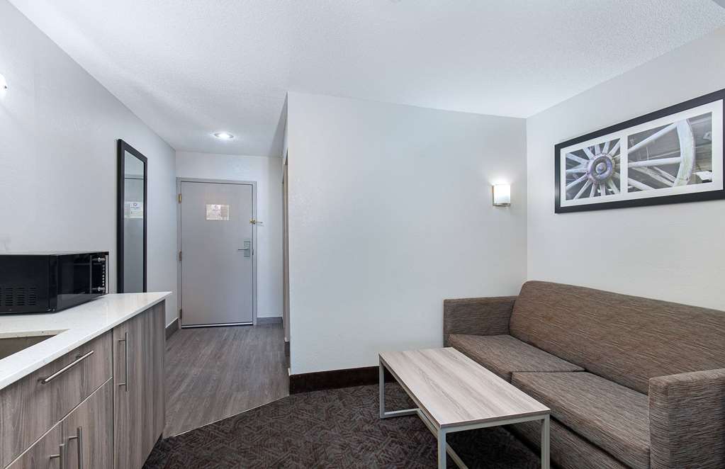 La Quinta Inn by Wyndham Pigeon Forge Dollywood - photo 9