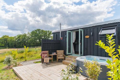 Cascade by Bloom Stays - carbon neutral hotel in Tenterden