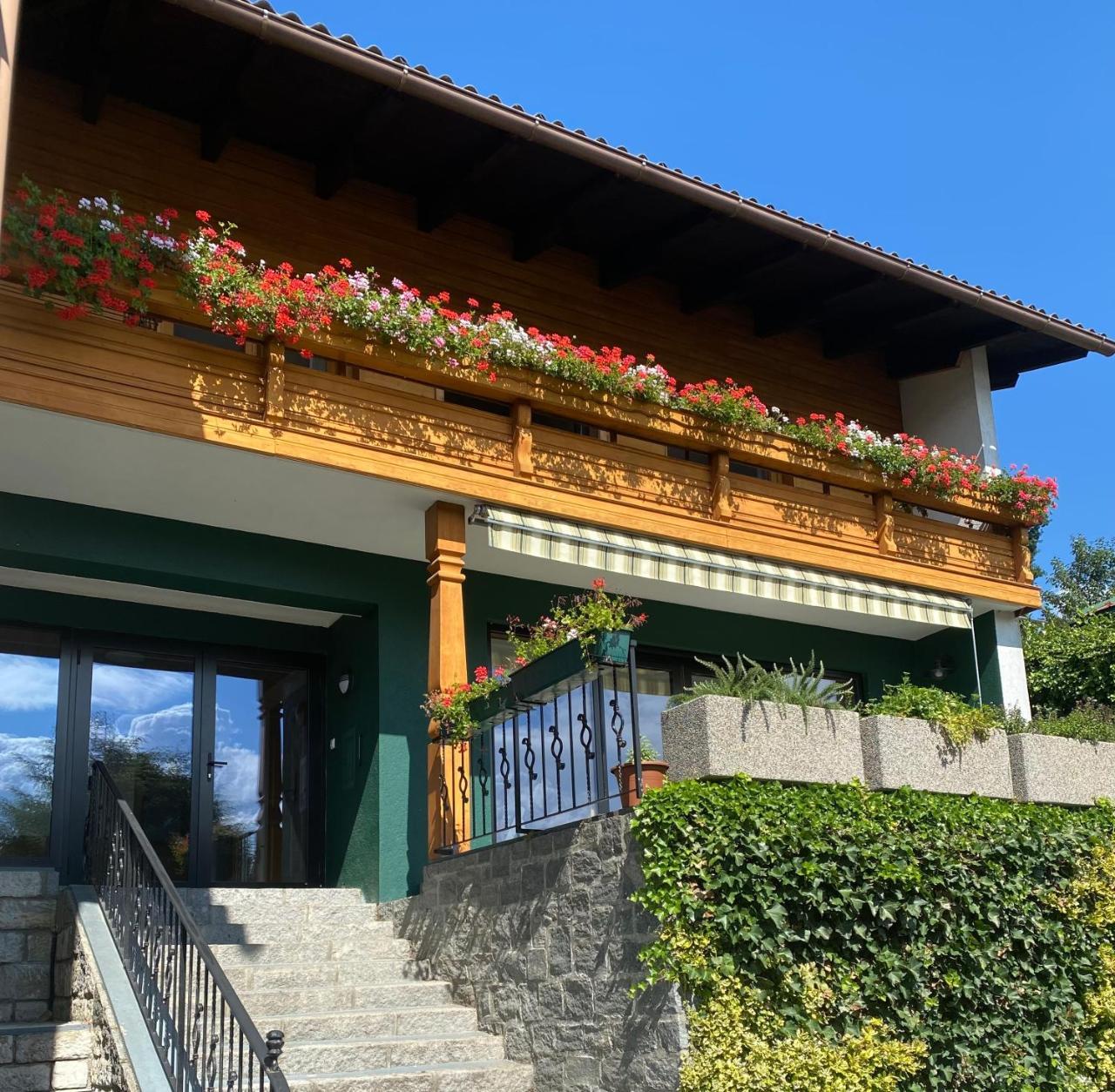 Haus Otis — 4-Star Luxury Hotel in Millstatt, Austria