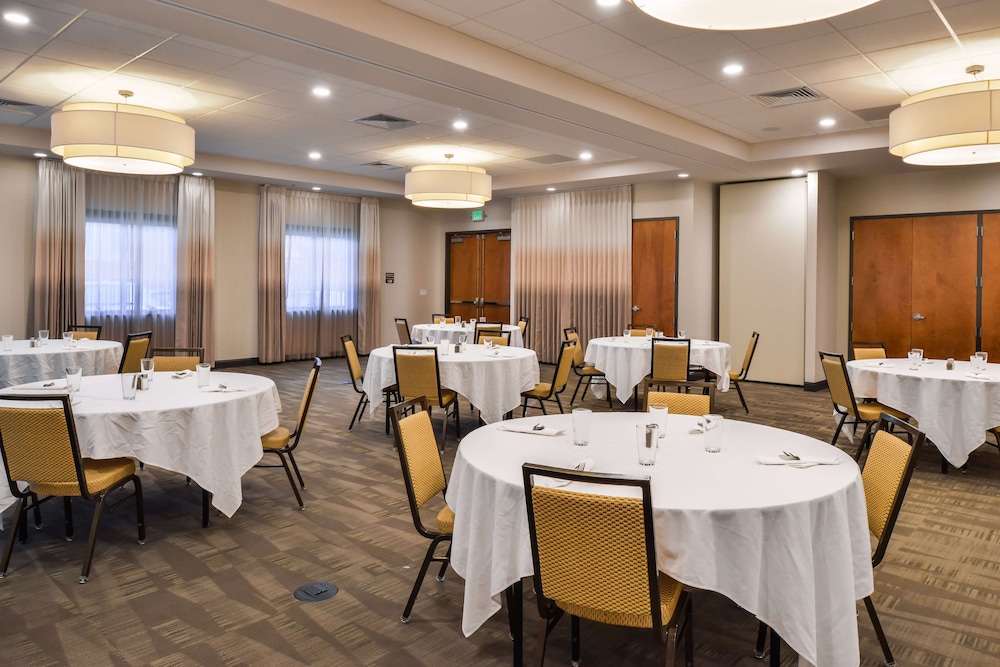 Hampton Inn & Suites Boulder North - photo 46