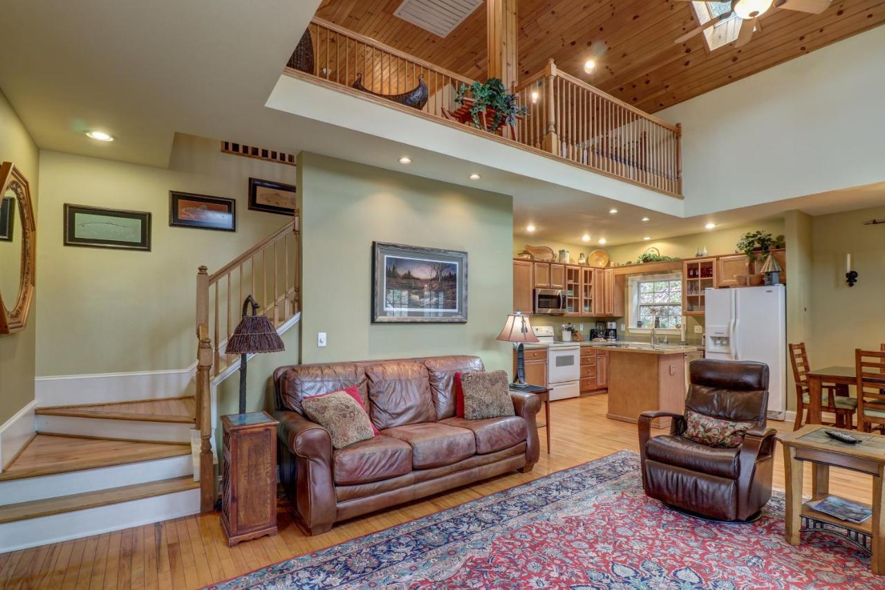 Above the River in Sylva, United States