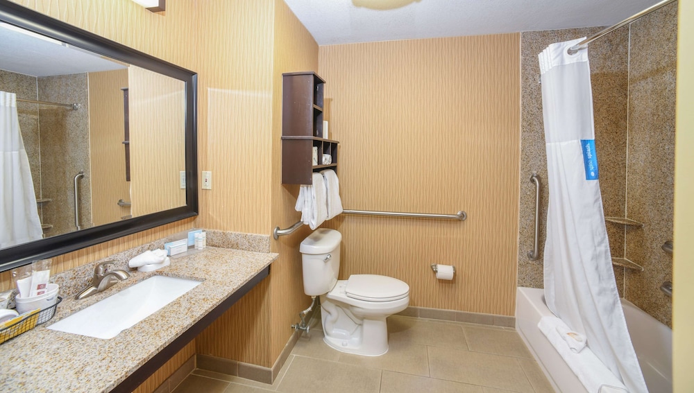Hampton Inn Dry Ridge - photo 39