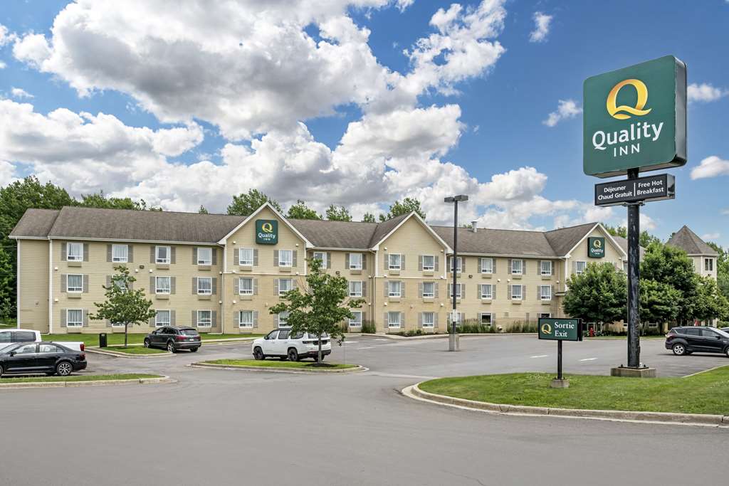 Quality Inn Airport — hotel in Dieppe