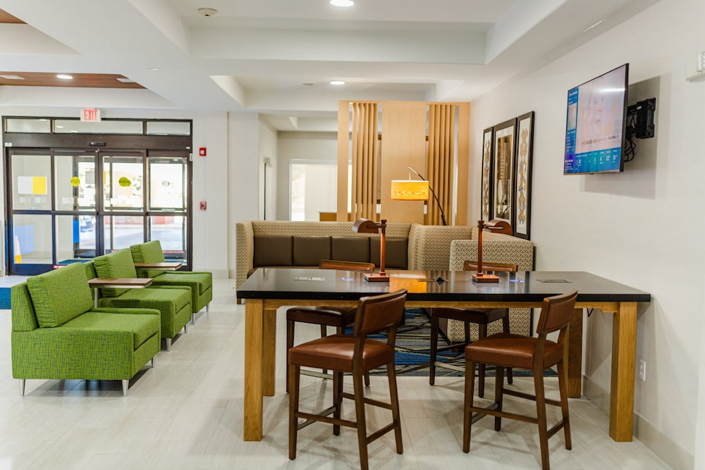 Holiday Inn Express Greenville by IHG - photo 3