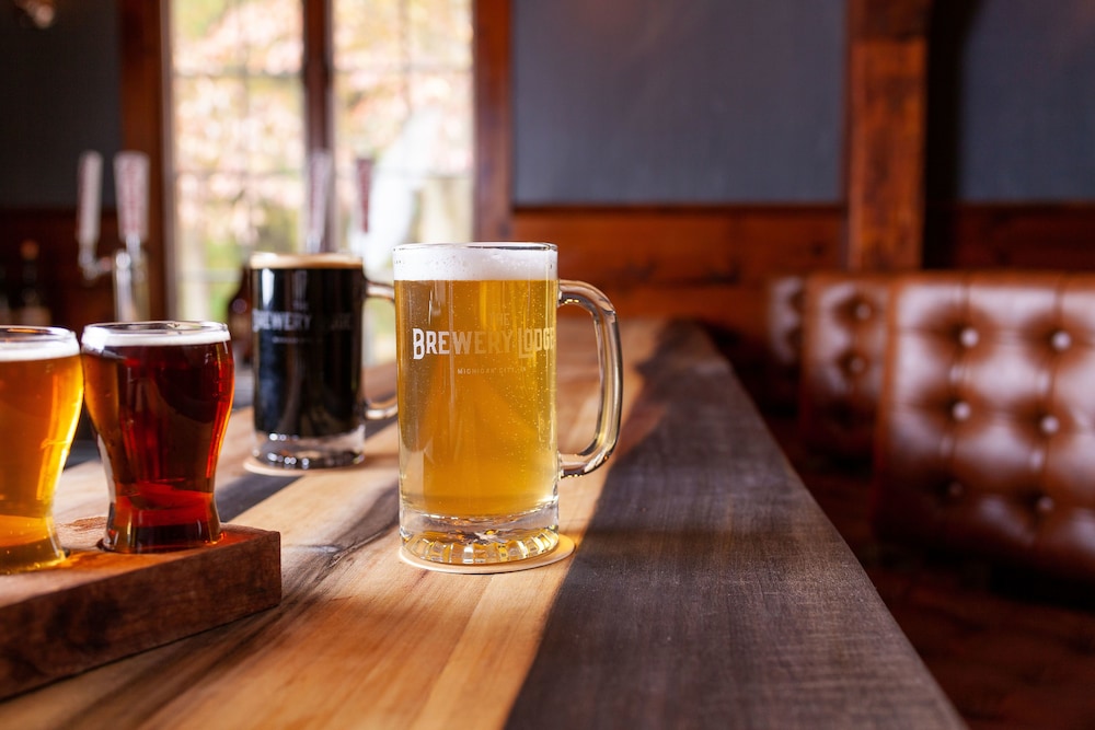 The Brewery Lodge Hotel - photo 15