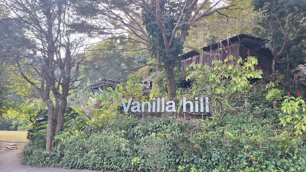 Vanilla Hill — 4-Star Luxury Hotel in Hang Dong, Thailand