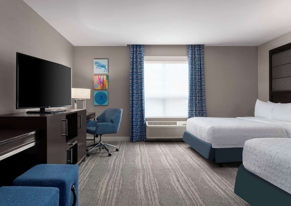 Hampton Inn & Suites Worcester - photo 28
