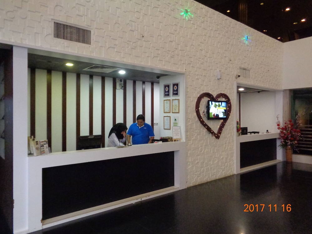 La Boss Hotel — Malacca — photo 3