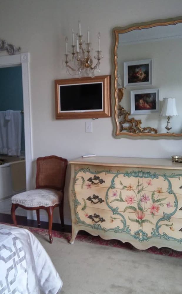 Inntiquity A Country Inn - photo 18