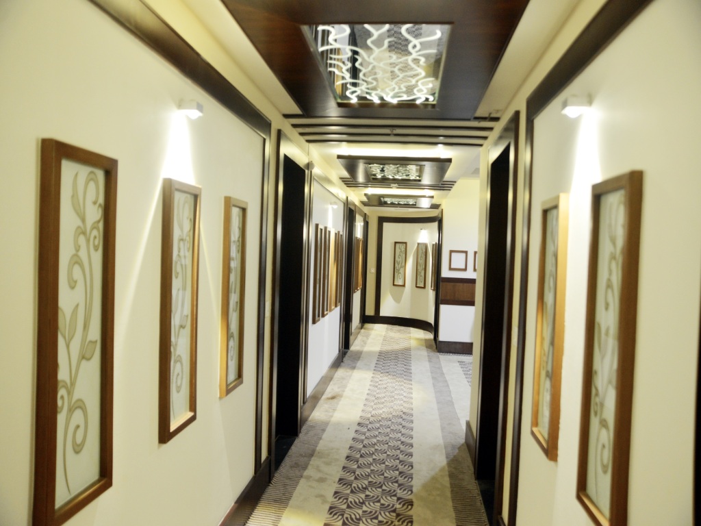 Hotel Dee Landmark — Rewa