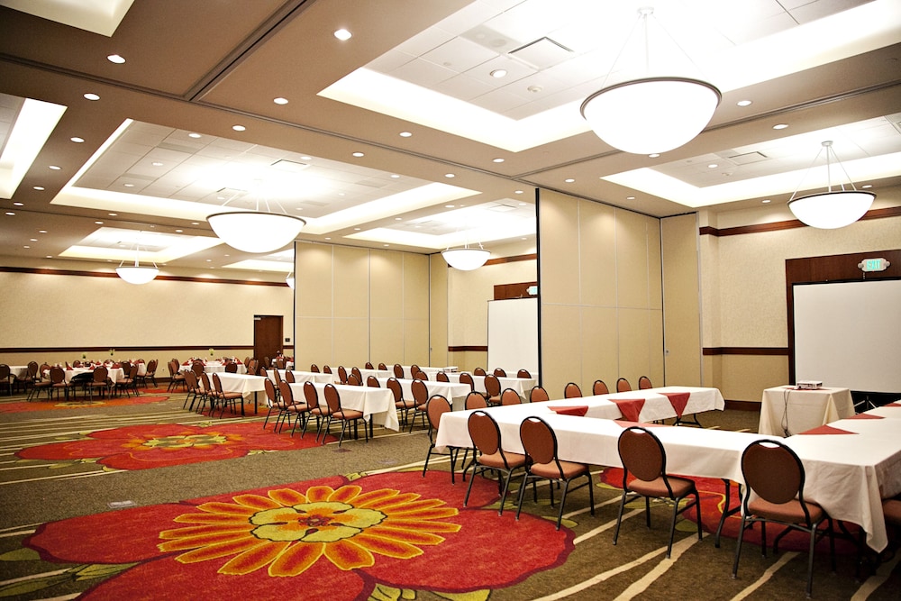 Hilton Garden Inn St. George - photo 56