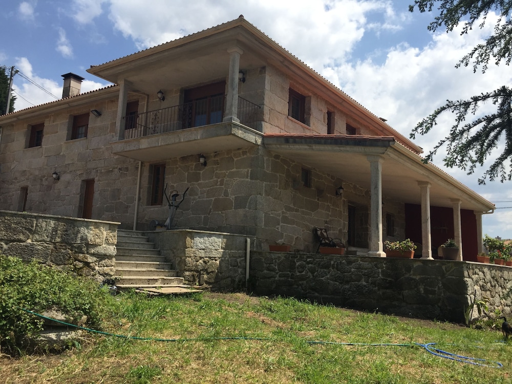 O Candil De Santa Ana — hotel in Ponte Caldelas