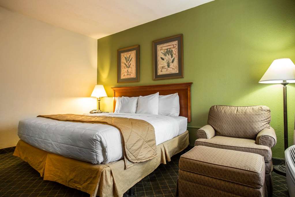 Clarion Inn & Suites Aiken South - photo 14