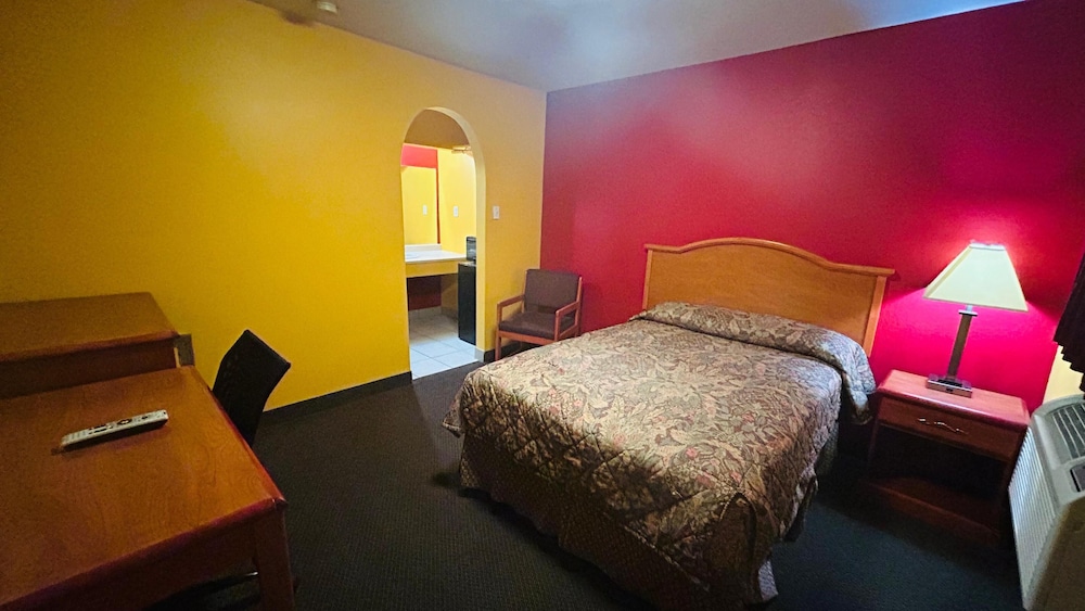 Relax Inn By OYO Sulphur Hwy 90 - photo 7