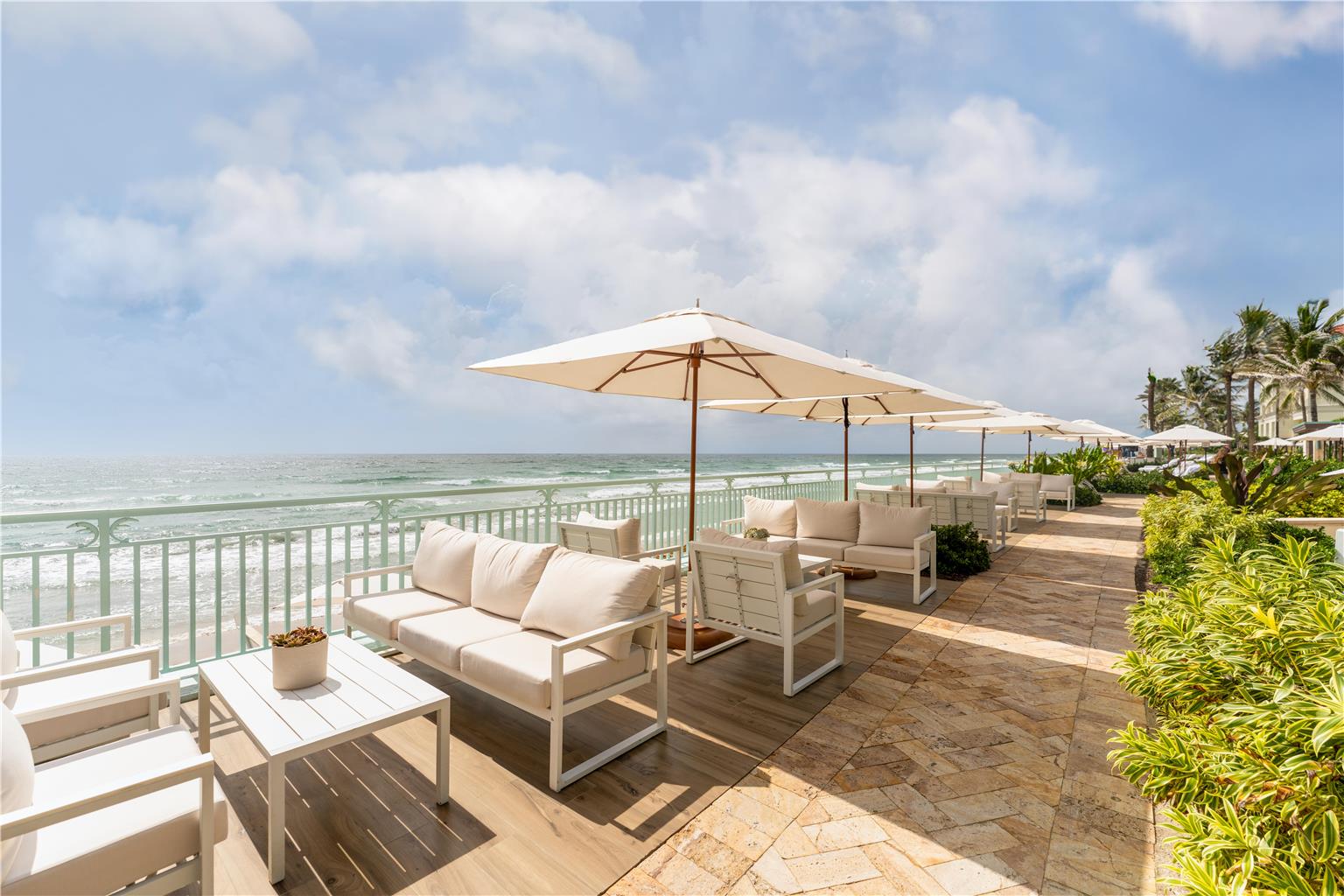 Eau Resort & Spa - photo 90