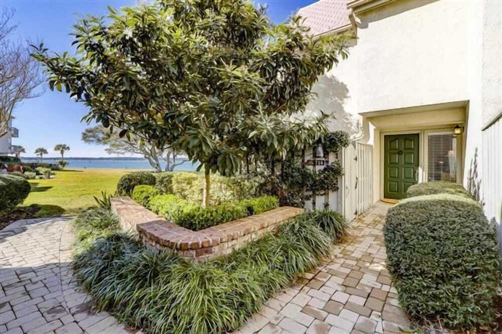 714 Schooner Court at the Sea Pines Resort - photo 12