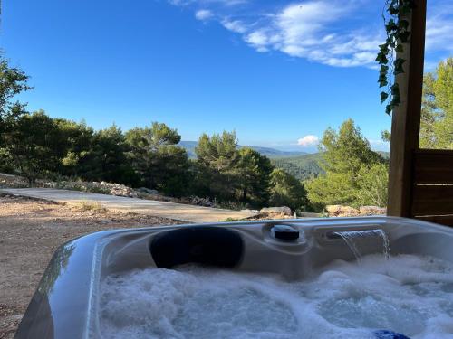 Le Maquis Rooms — hotel in Plan-D'aups-Sainte-Baume