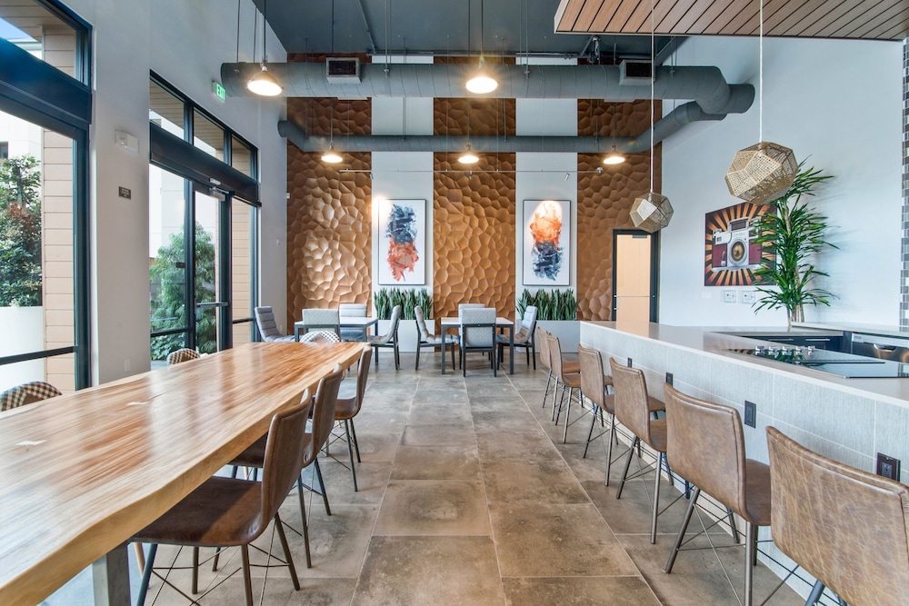 Global Luxury Suites in Menlo Park - photo 65