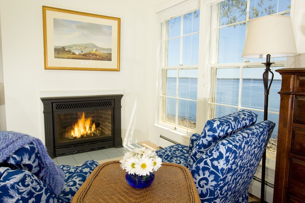 Inn at Sunrise Point - photo 26