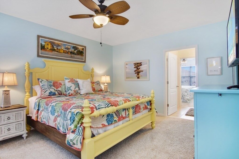 Welleroaks at Solterra Resort by Shine Villas - photo 6