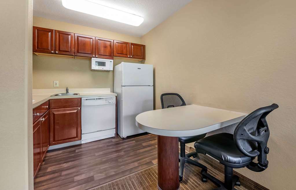 Extended Stay America Austin North Central - photo 35
